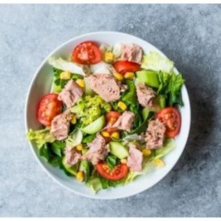 Ensalada De Atún Con Cebolla Y Tomate