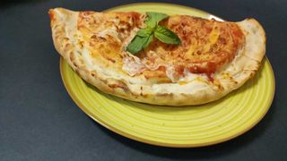 Pizza Calzone speciali single  Ø32cm