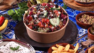 Grecos - BOWL (jak sałatka + Frytki)