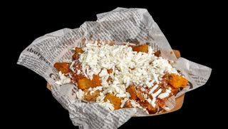 Cartofi cu salsa si branza 