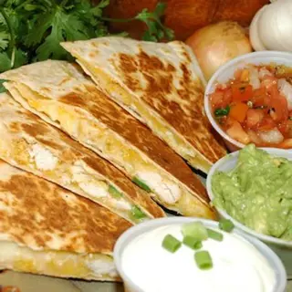 QUESADILLA PASTOR