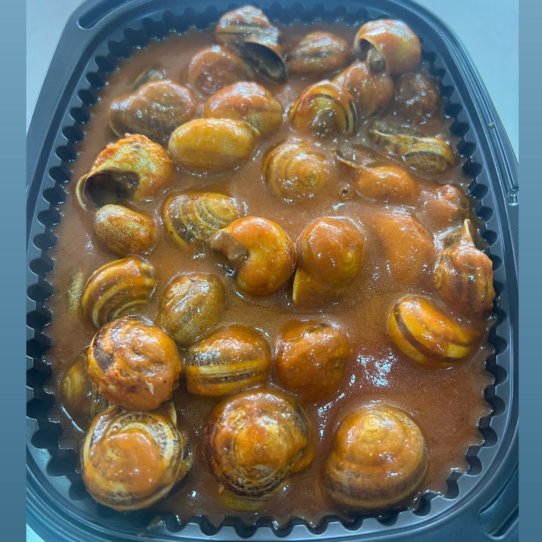 Caracoles En Salsa