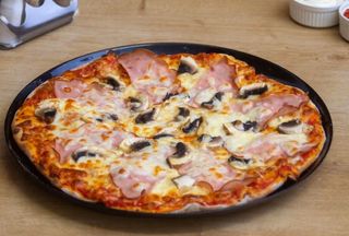 Pizza Prosciutto Funghi Ø 32cm