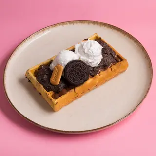 Cookies & Cream waffles
