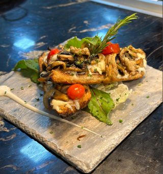 Bruschetta aux champignons