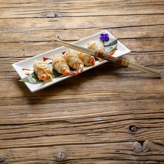 Ravioli di salmone con gamberi - 5 pezzi