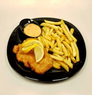 Șnițel cu garnitura la alegere