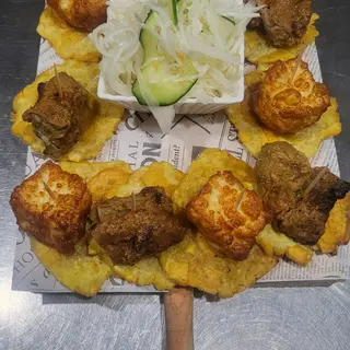 Tostones Con Carne