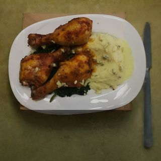 Pulpe  la cuptor cu piure acritura (castraveti murati)