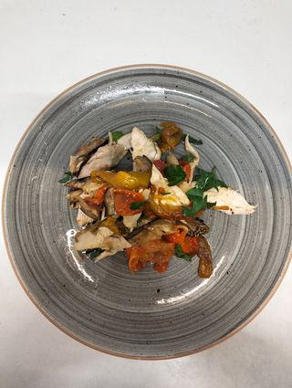 Insalata di pollo con verdure 220 g