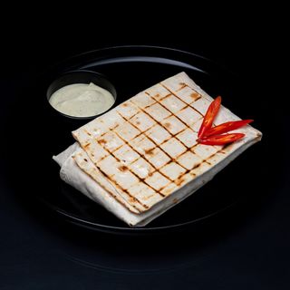 Бурітос з часниковим соусом 