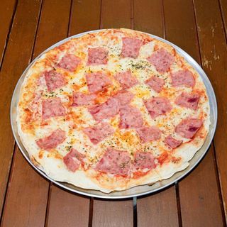 Pizza Mediana De Jamón (33 Cm.)