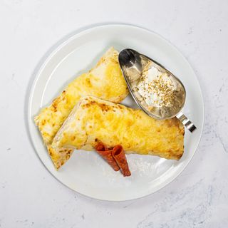 Pizza sendvič s kulenom