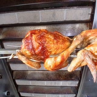 Pollo asado ( entero) + patatas