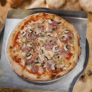 Pizza prosciutto e funghi
