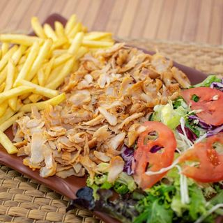 Plato Con Pollo Y Queso