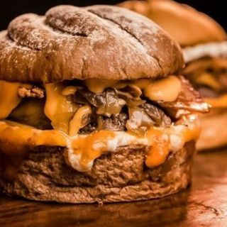 HAMBURGUESA BUCARITO