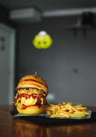 Burger La Eggs-Plotada