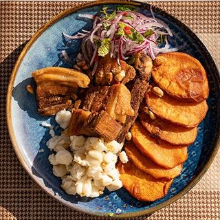 Chicharrón De Cerdo