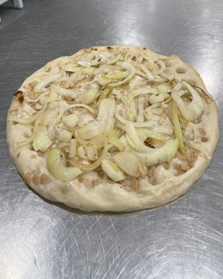 Base De Pizza Con Cebolla  1Ud.