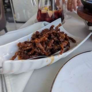 Ternera Con Salsa Judías Negras