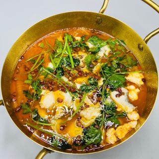 sopa de pescado con kimchi