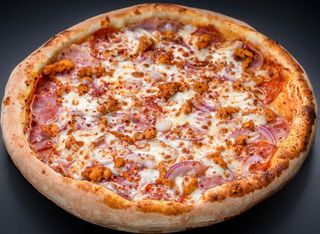 Pizza Pe Vatră Carnivora 28cm