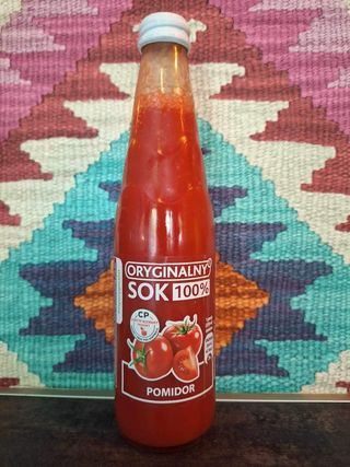 Sok tłoczony pomidor