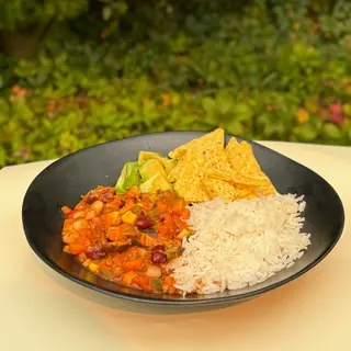 Chili Tricolor de Legumes com Arroz Basmati
