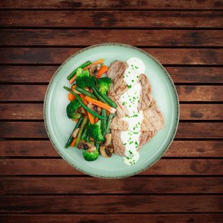 Scalopine Al Limone, Tagliatelle Crème De Parmesan