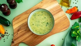 Krem juha od boba i blitve