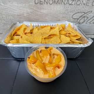 "RomaNacchos" con salsa Peperoni della Nonna