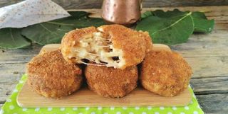 Frittatina di pasta alla carbonara - 1 pezzo