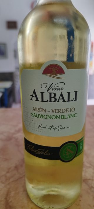 Botella vino blanco