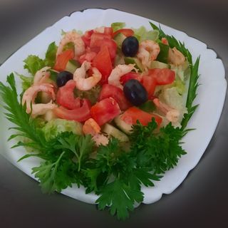 Салат з креветками (200г)