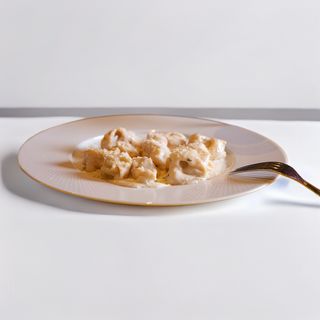 Tortellini De Carne A Los Cuatro Quesos