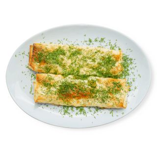 Теплий лаваш з сиром та зеленню (190 г)