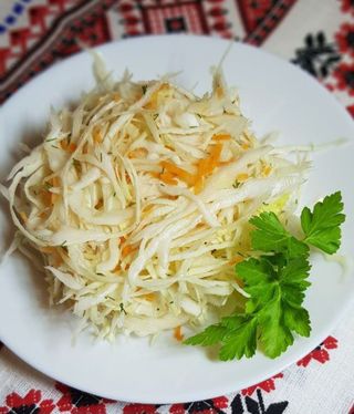 Салат Весняний (200г)