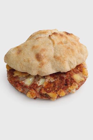 Gurmanska pljeskavica u domaćoj lepinji 380 g