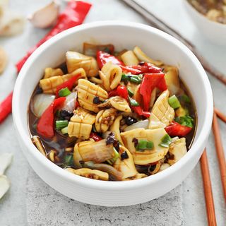 Squid in Black Bean Sauce