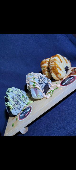 El Cairo Onigiris (3 Uds.)