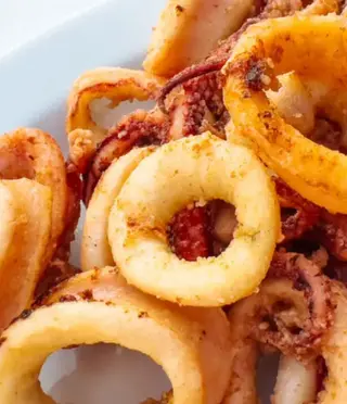 09. Calamares Fritos Con Sal Y Pimiento