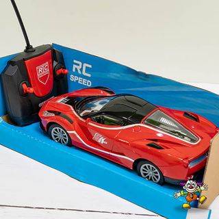 Masina de cursa rosie