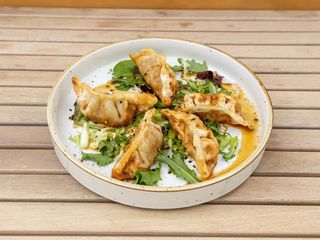 Gyozas Crujientes (6 Uds.)