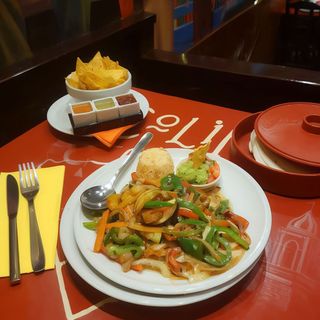 Fajitas de verdura con queso