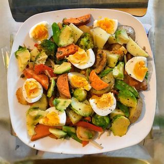 Boiled Eggs with Sautéed Vegetables