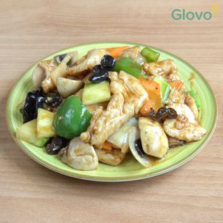 38Б. Пилешко с китайски черни гъби (700г)