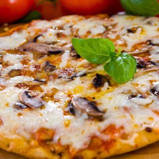 PIZZA DE POLLO (26 Cm.)