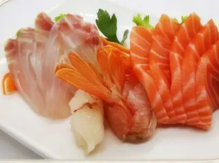 Sashimi misto - 12 pezzi