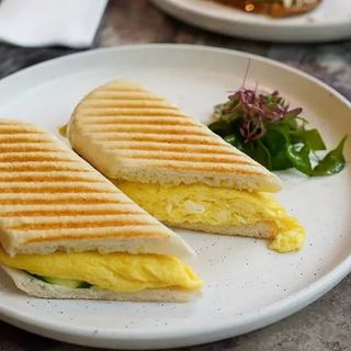 Panini Omelette